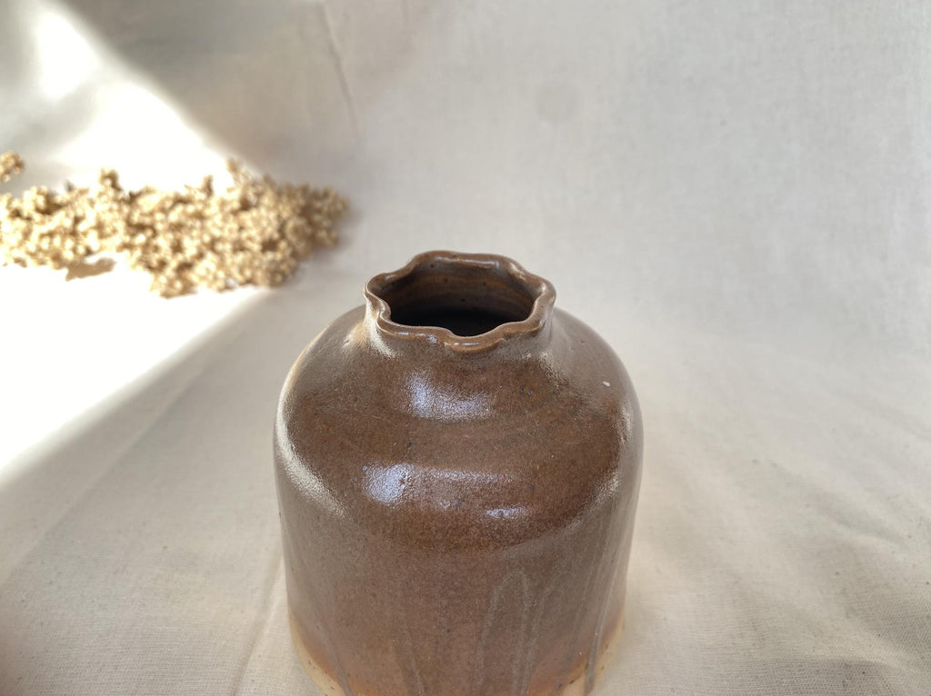 Handmade Ceramic Bud Vase with Ruffled Rim: Warm Chestnut Glaze